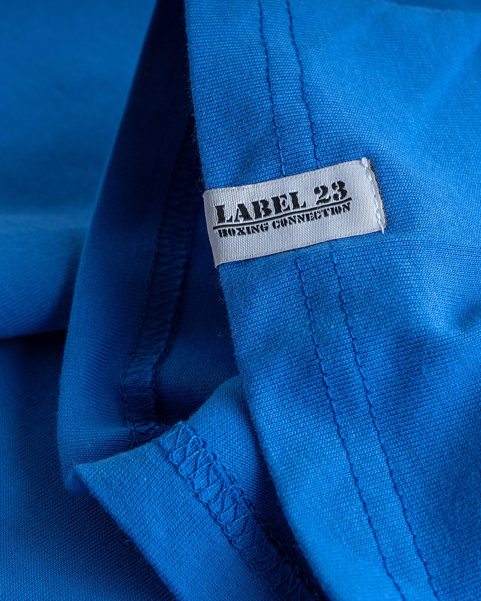 Herren T-Shirt ‚TT23‘ von Label 23 – blaues Baumwoll-Shirt mit Frontprint im sportlichen Boxstyle für Training, Alltag und Streetwear