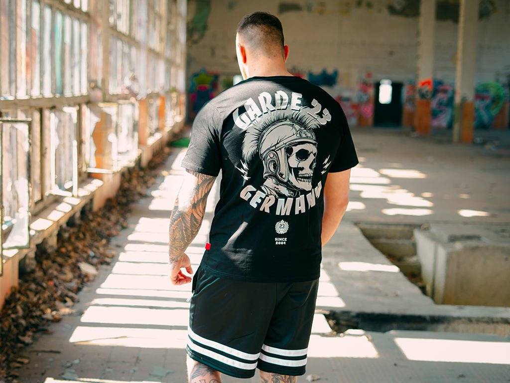 T-Shirts für echte Männer. Nicht für Mitläufer!