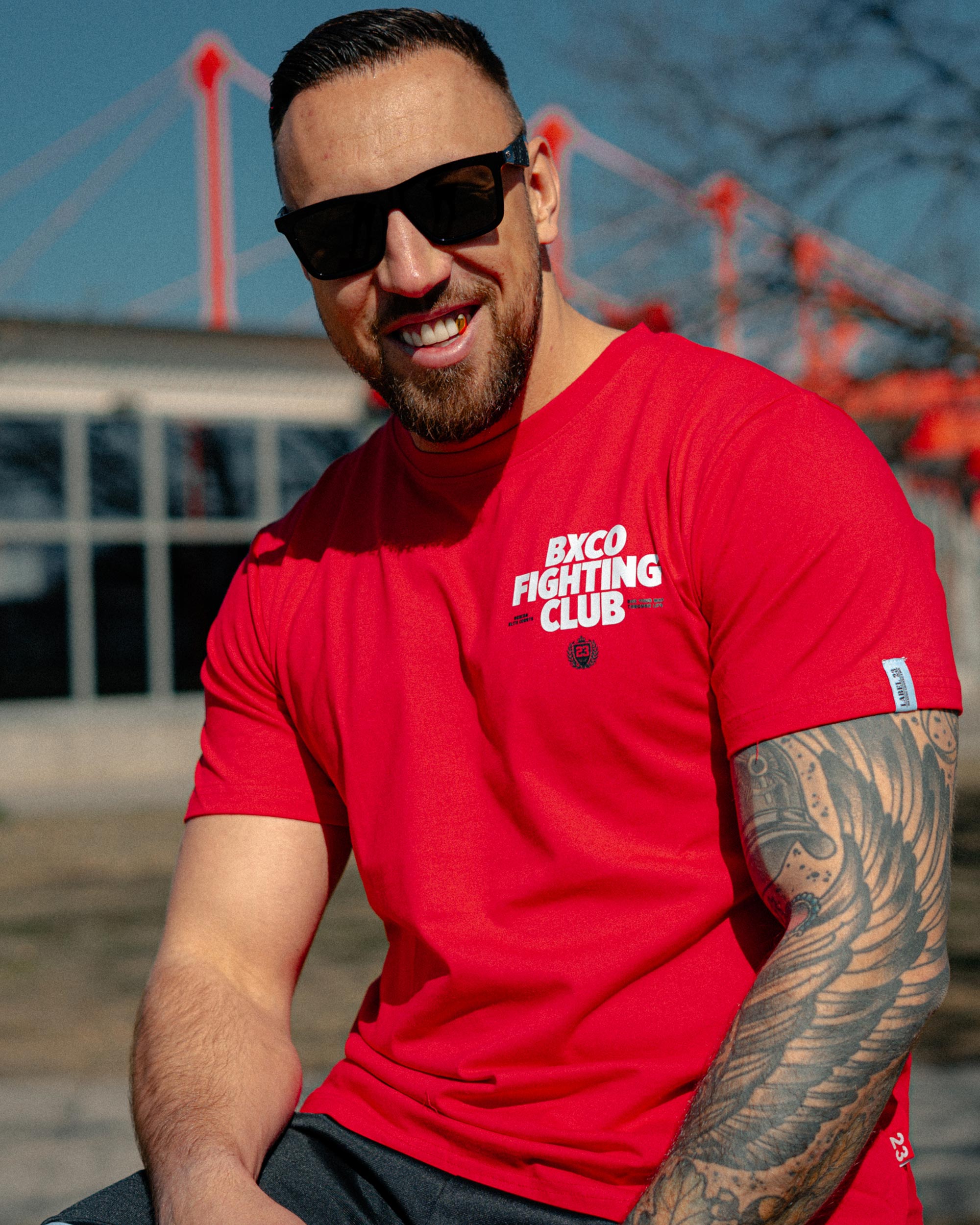 Herren T-Shirt Never out of season rot
