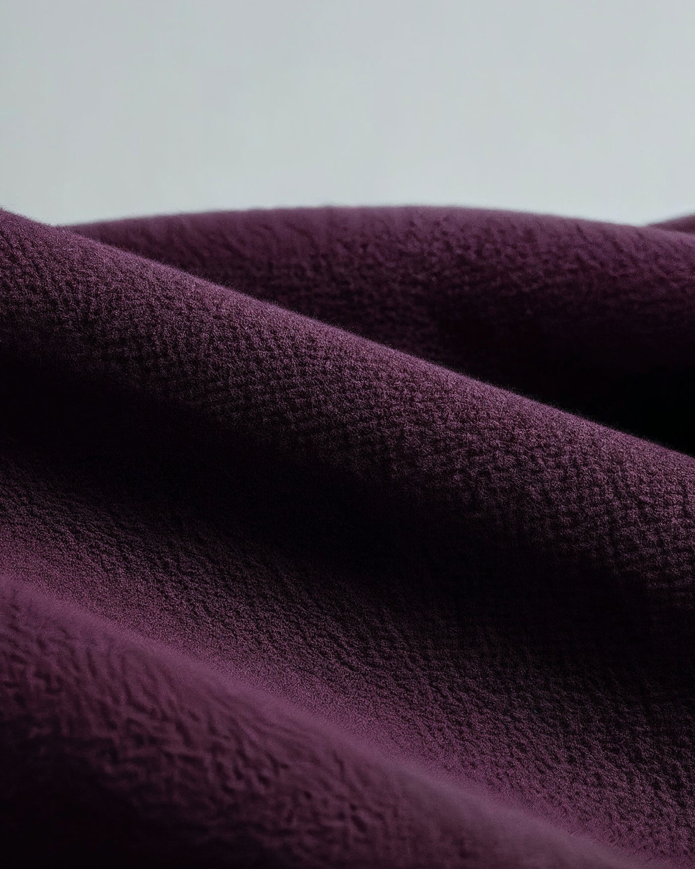 Frauen Cloud Fleece Hoodie „Daily Struggle" purple